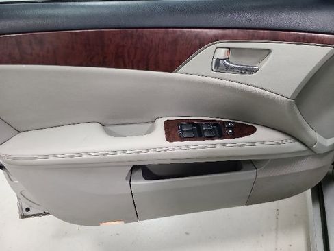 Used 2012 Toyota Avalon FWD image 22