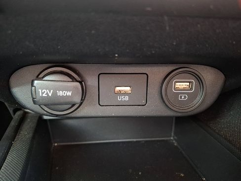 Certified 2023 Hyundai Elantra SEL image 24