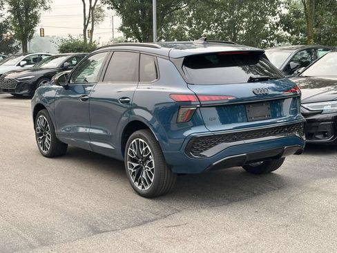 New 2026 Audi Q3 quattro 2.0T AWD/4WD image 3