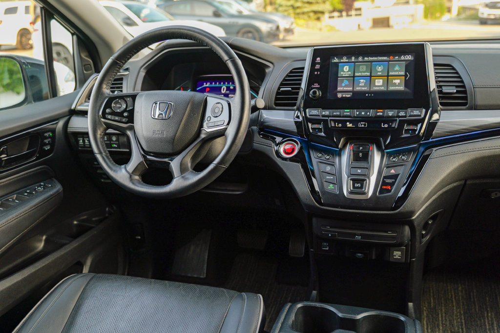 Used 2023 Honda Odyssey Elite image 42
