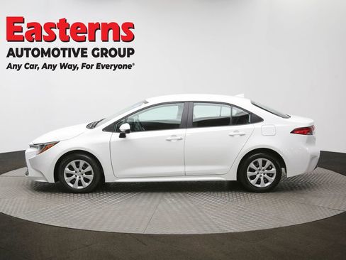 Used 2024 Toyota Corolla LE image 58