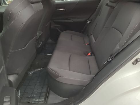 Used 2021 Toyota Venza LE image 21