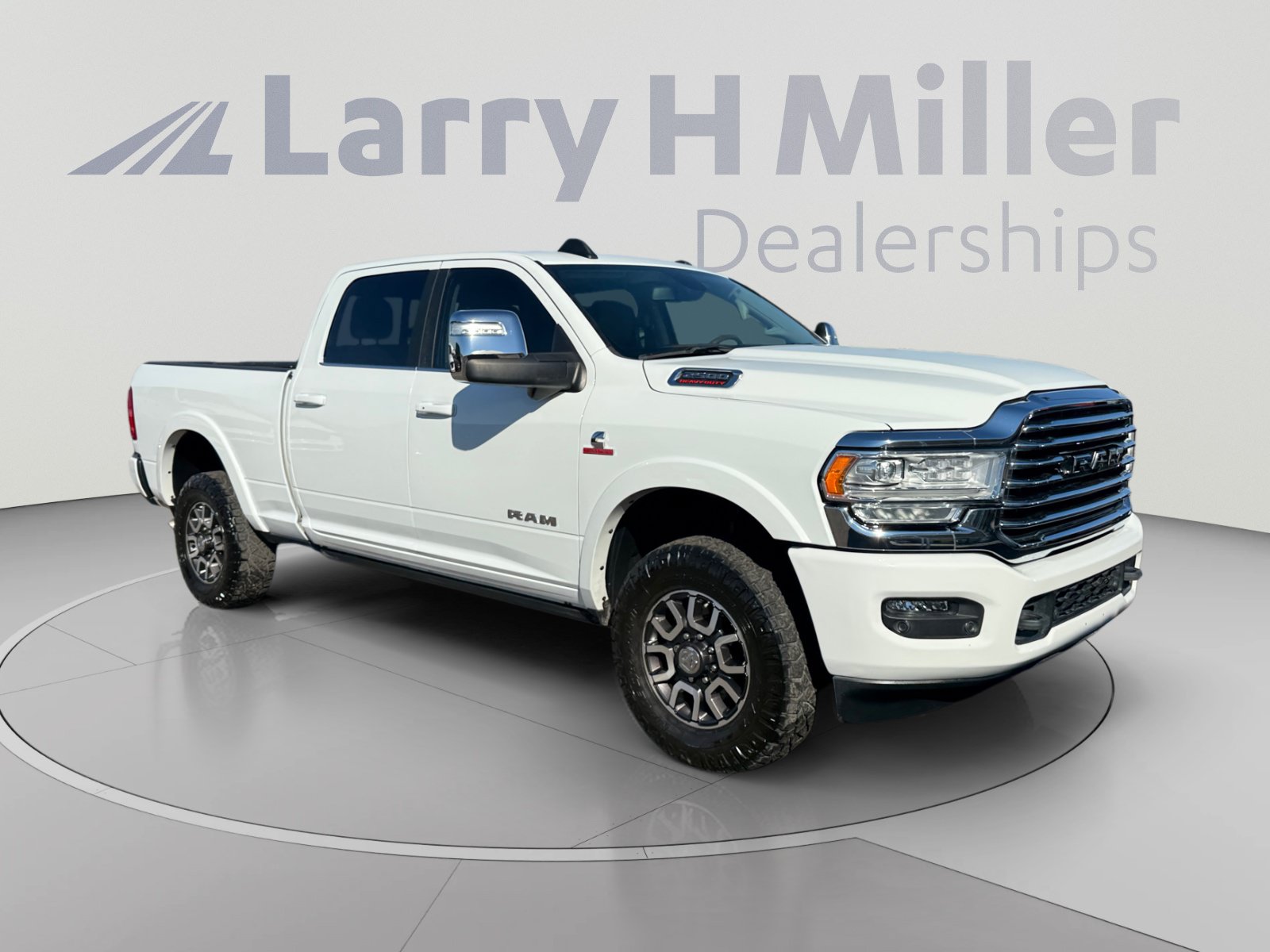 Used 2024 RAM 2500 Limited w/ Towing Technology Group AWD/4WD image 5