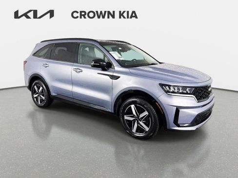 Certified 2023 Kia Sorento S w/ Panoramic Sunroof Package FWD image 3
