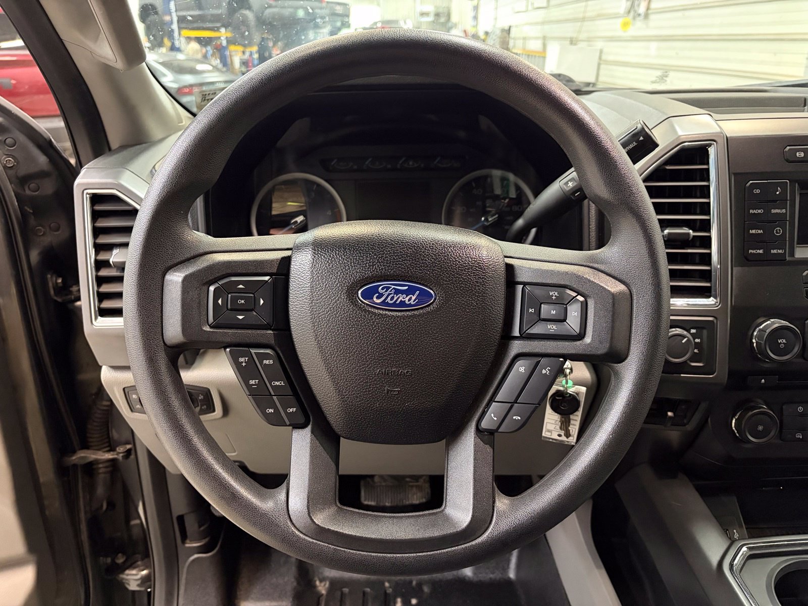 Used 2017 Ford F350 XLT w/ XLT Value Package AWD/4WD image 11