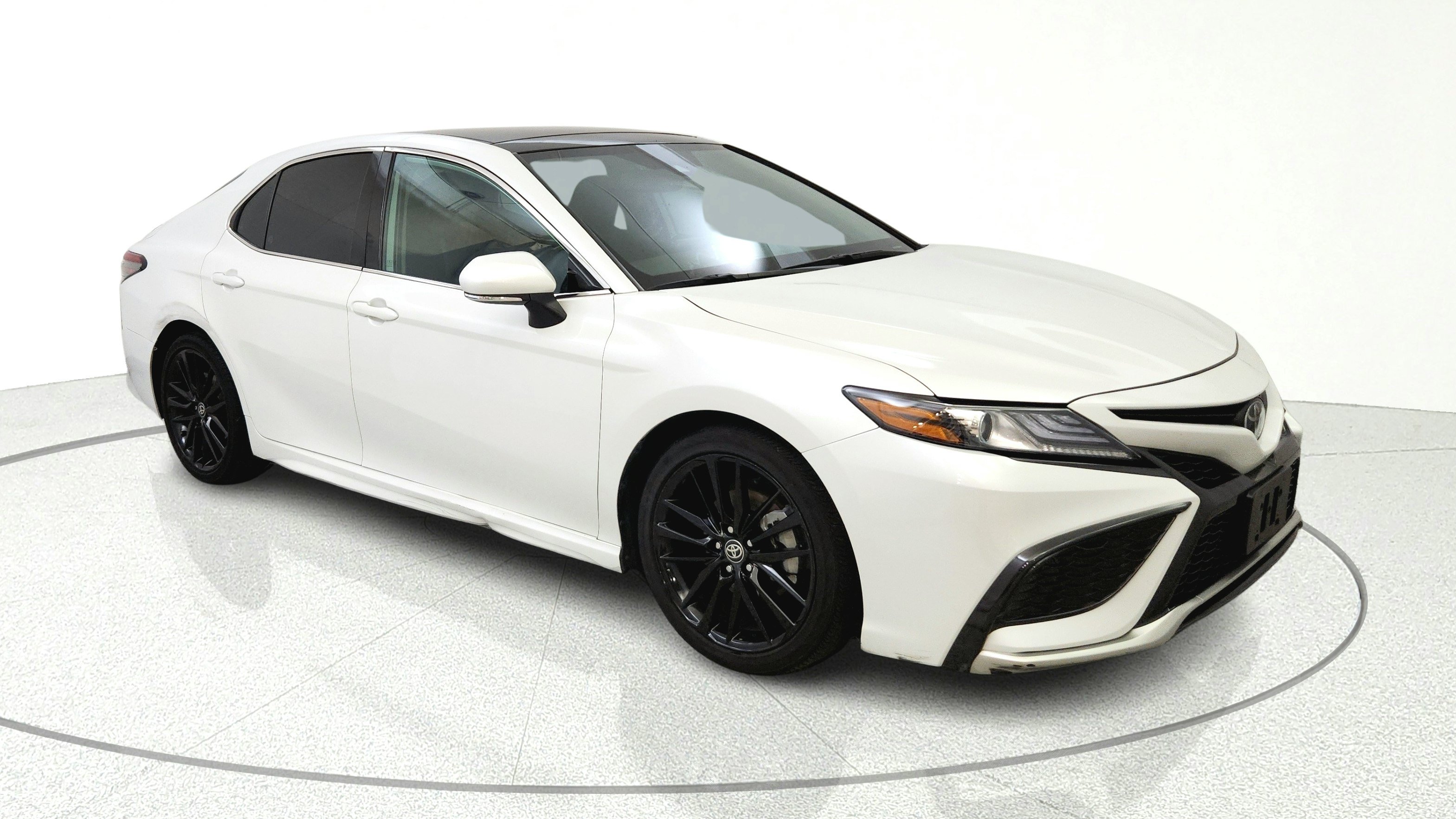 Used 2023 Toyota Camry XSE w/ Cold Weather Package FWD image 1