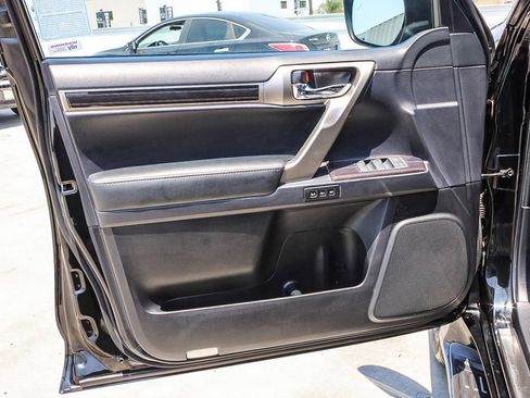 Used 2021 Lexus GX 460 Premium AWD/4WD image 23