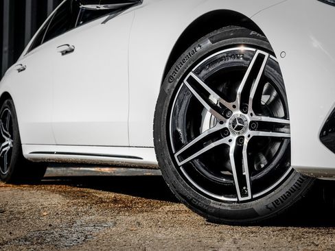 New 2026 Mercedes-Benz E 350 4MATIC Sedan image 7