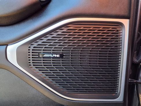 Used 2024 Jeep Wagoneer L Series II w/ Flexible Seating Group image 18