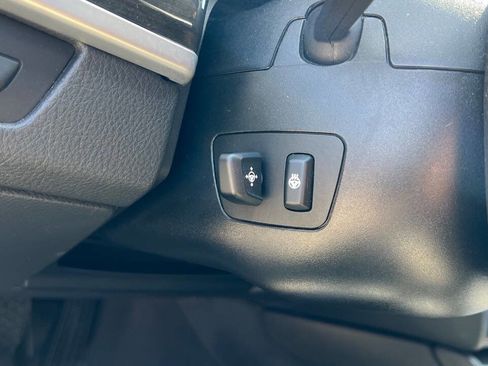 Used 2011 BMW 550i Sedan RWD image 30