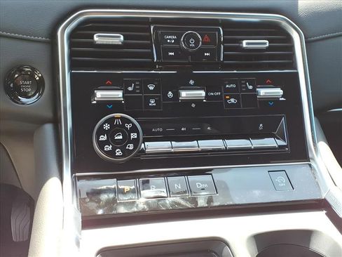 New 2025 Nissan Armada SL w/ Captain's Chari Seat Package image 13