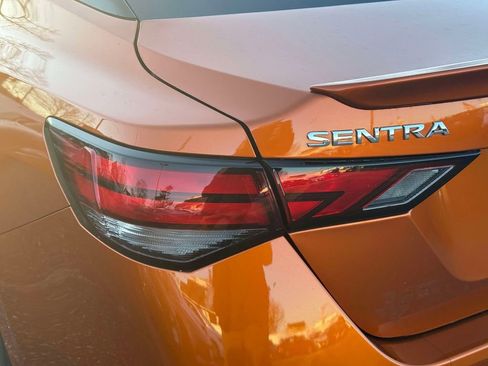 Used 2025 Nissan Sentra SR FWD image 10