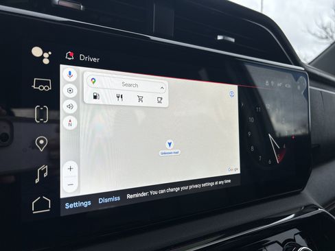 Used 2024 GMC Sierra 2500 AT4 w/ AT4 Preferred Package image 12