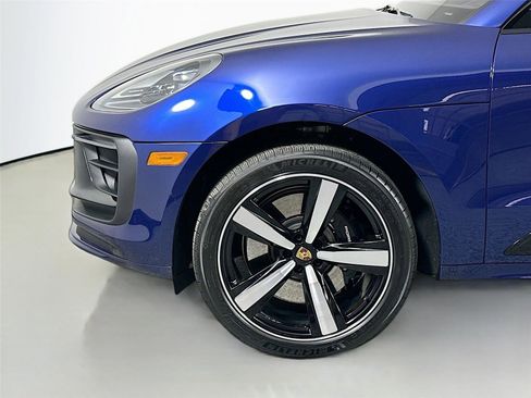 Certified 2025 Porsche Macan GTS AWD/4WD image 11