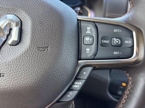 Used 2025 RAM 3500 Longhorn image 34