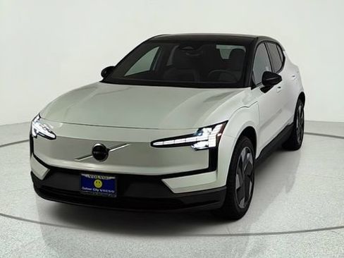 New 2026 Volvo EX30 Plus w/ Protection Package Premier RWD image 2