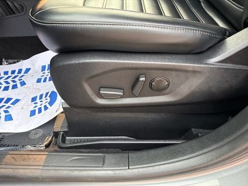 Used 2024 Ford Edge SEL AWD/4WD image 19