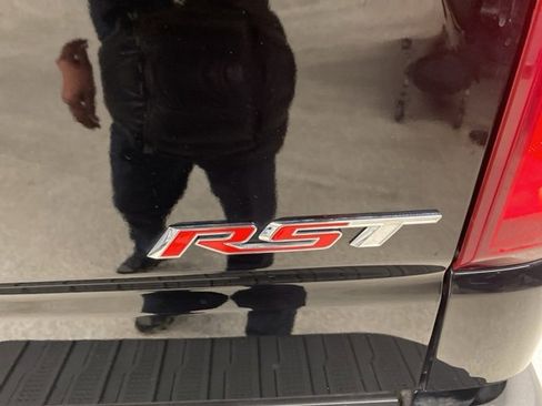 Certified 2022 Chevrolet Silverado 1500 RST image 6