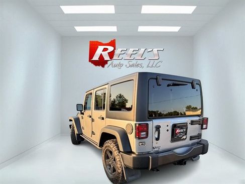 Used 2016 Jeep Wrangler Unlimited Sport AWD/4WD image 30
