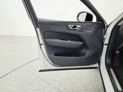 New 2026 Volvo XC60 B5 Plus w/ Climate Package image 23