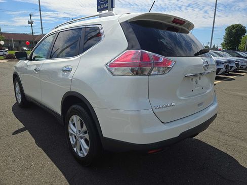 Used 2016 Nissan Rogue SV w/ SV Moonroof Package AWD/4WD image 4