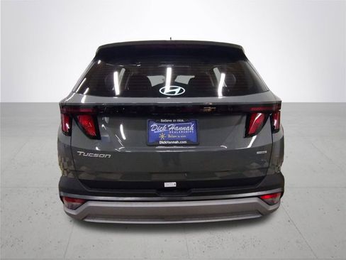 New 2026 Hyundai Tucson SE image 19