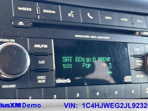 Used 2018 Jeep Wrangler Unlimited Sahara w/ Connectivity Group image 29