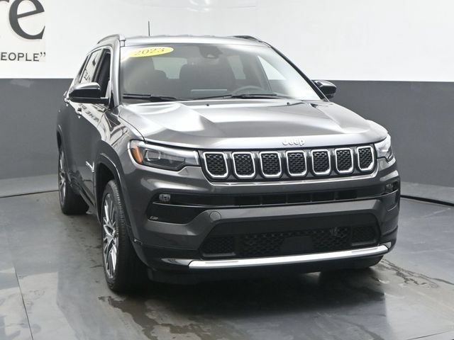 Used 2023 Jeep Compass Limited w/ Elite Group AWD/4WD image 52