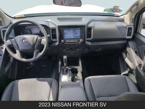Used 2023 Nissan Frontier SV w/ SV Convenience Package RWD image 13