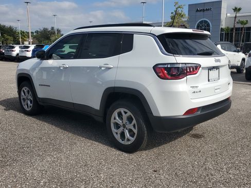New 2026 Jeep Compass Latitude image 3