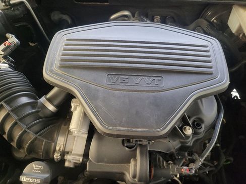 Used 2019 GMC Acadia SLT w/ Black Edition FWD image 30