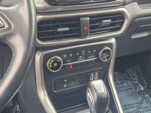 Used 2018 Ford EcoSport SE w/ SE Convenience Package image 21