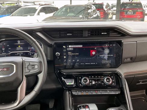 Certified 2025 GMC Sierra 1500 AT4 w/ AT4 Premium Package AWD/4WD image 6