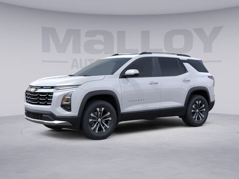 New 2026 Chevrolet Equinox LT w/ Convenience Package II image 2