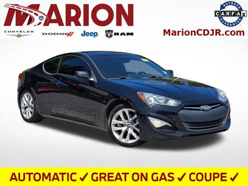 Used 2014 Hyundai Genesis 2.0T RWD image 1