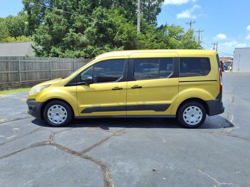 Used 2017 Ford Transit Connect XL image 5