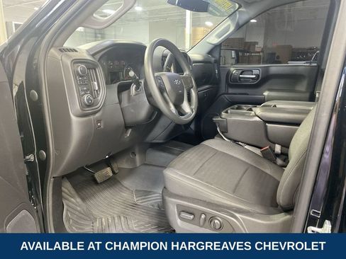 Used 2022 Chevrolet Silverado 1500 Custom Trail Boss AWD/4WD image 13