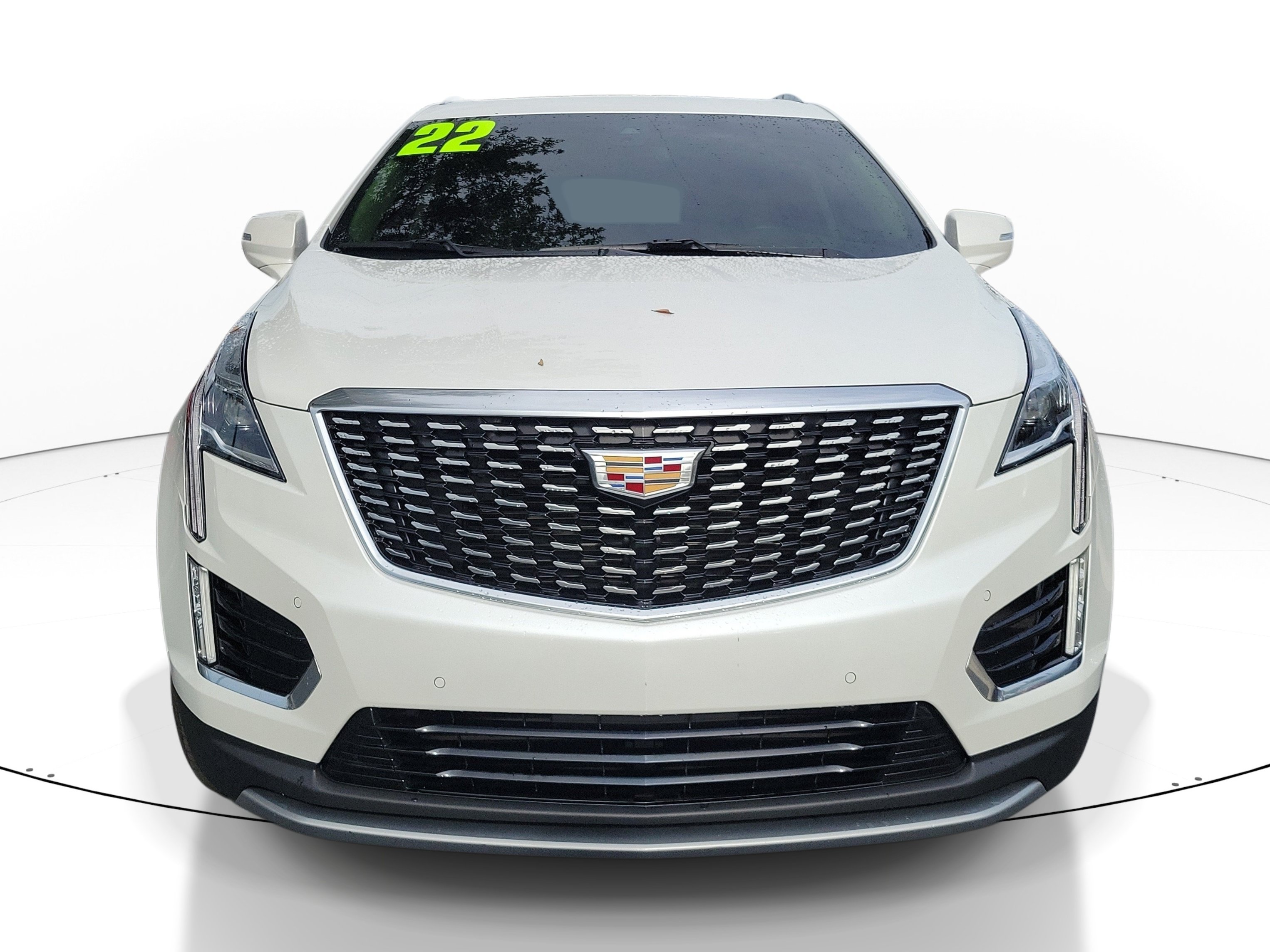Used 2022 Cadillac XT5 Premium Luxury FWD image 2