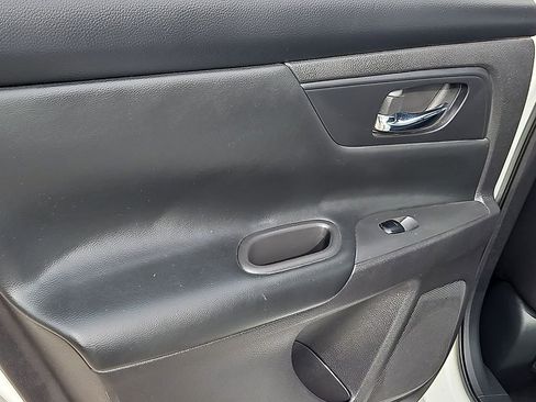 Used 2018 Nissan Altima 2.5 S image 15