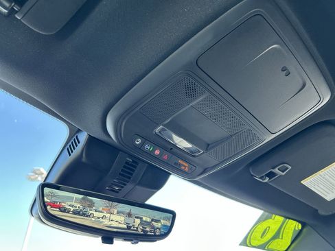 New 2026 Chevrolet Traverse Z71 w/ Driver Confidence Package image 30