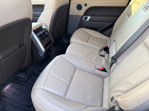 Used 2020 Land Rover Range Rover Sport SE AWD/4WD image 18