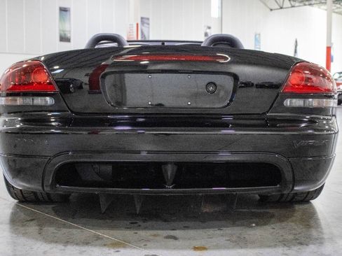 Used 2003 Dodge Viper SRT-10 image 6