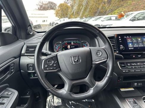 Certified 2022 Honda Pilot TrailSport image 11