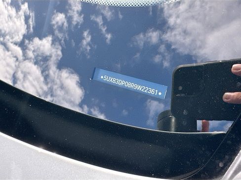 Used 2024 BMW X3 M40i image 8