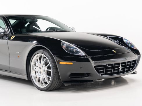 Used 2009 Ferrari 612 Scaglietti image 41