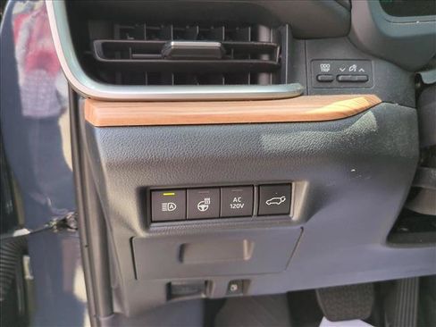 Certified 2025 Toyota Grand Highlander AWD Hybrid image 13