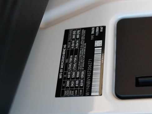 New 2025 Mercedes-Benz Sprinter 2500 image 28