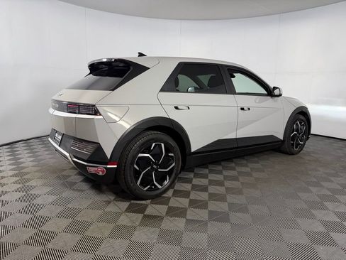 Used 2023 Hyundai Ioniq 5 SEL image 7