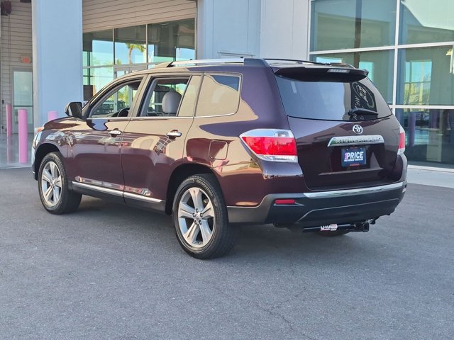 Used 2012 Toyota Highlander Limited w/ Tow Pkg FWD image 8