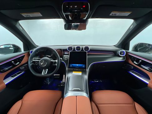 New 2027 Mercedes-Benz GLC 300 4MATIC image 9